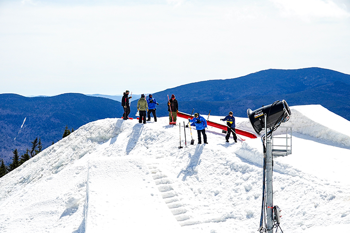 Crew Waterville Valley
