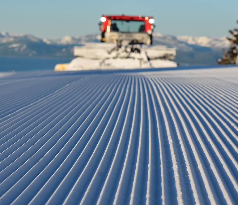 mar19 groomers 2019 PistenBully Courdoroy