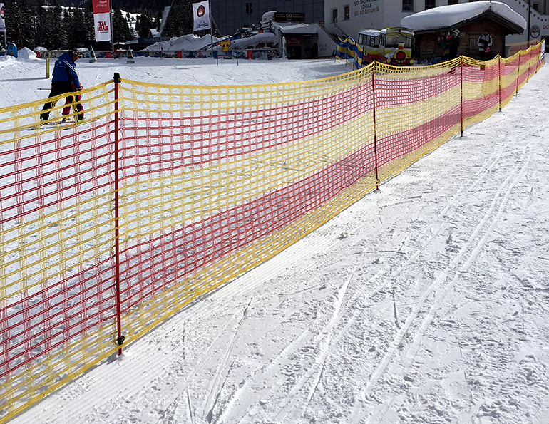 nov23 np BARRIER FENCE Yellow Red on snow fiberglass pole