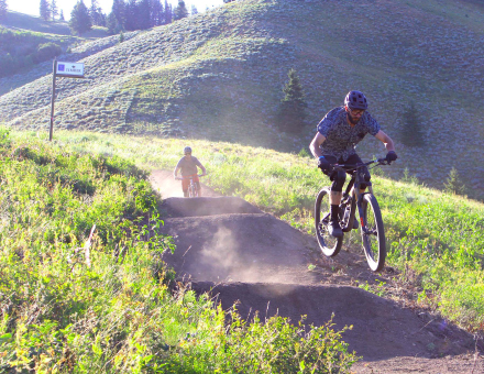 FAIRFIELD, Idaho (July 30, 2020) — Riders from Southwest Idaho Mountain Bike Association and Wood River Trails Coalition and other volunteers helped build — and break in — Soldier Mountain’s new mountain bike park. The 73-year-old ski resort will celebrate the bike park’s grand opening Saturday Aug. 8 at 11 a.m., although it officially opens to the general public the afternoon beforehand at 1:30 p.m. Friday Aug. 7. (Photo by Cameron Lloyd)