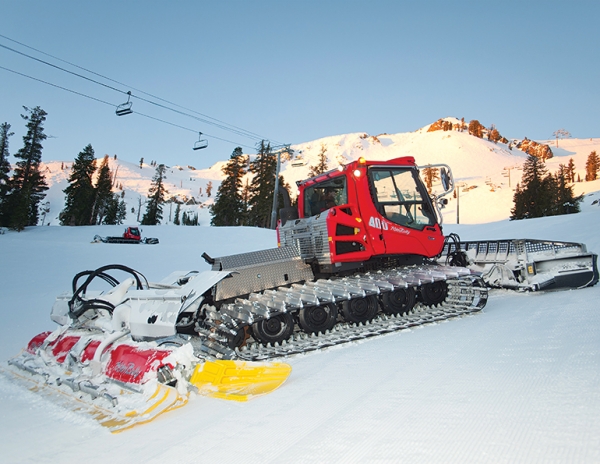 The PistenBully 400 4F with SNOWsat slope and fleet management and snow depth measurement, which can track what each vehicle does and also record the slope data.
