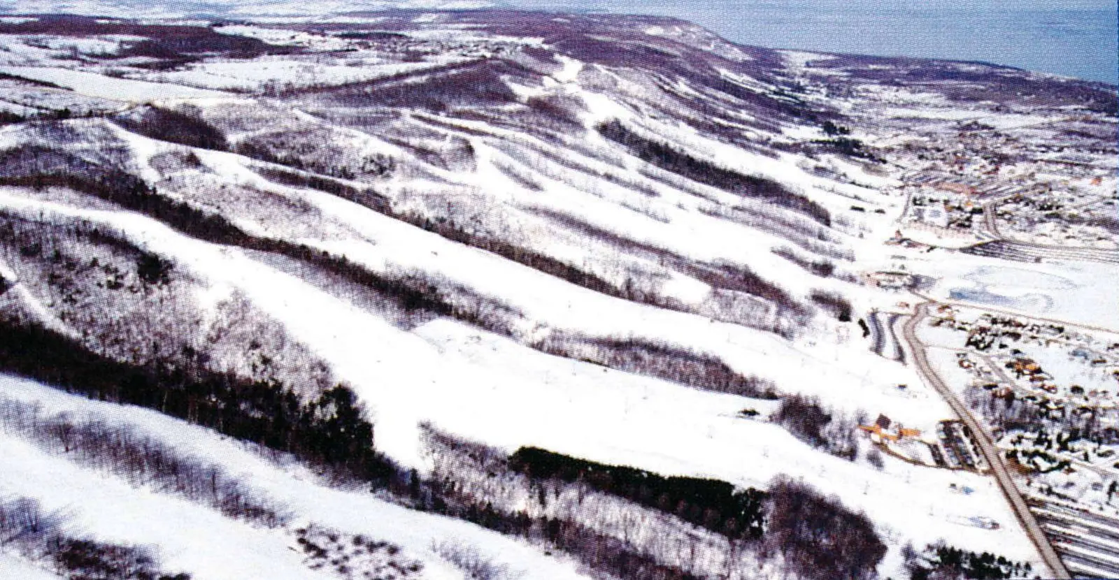 Blue Mountain is spread along 2 1/2 miles of ridgeline with 720 feet of vertical. Its 253 acres attracts more than 400,000 visits a season from the local area and Toronto, which boasts 4.5 million people.