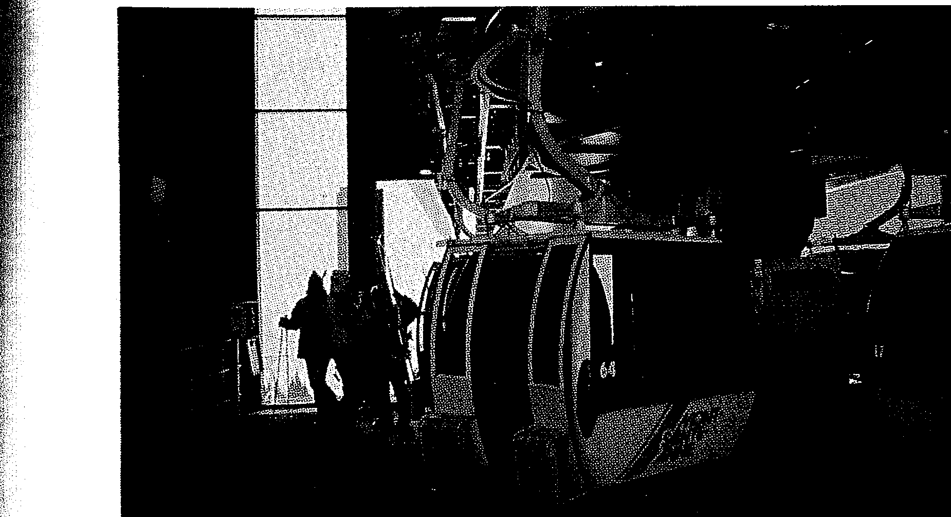 The scene is the return station. Tensioning is hydraulic, and parking rail is hydraulically operated.