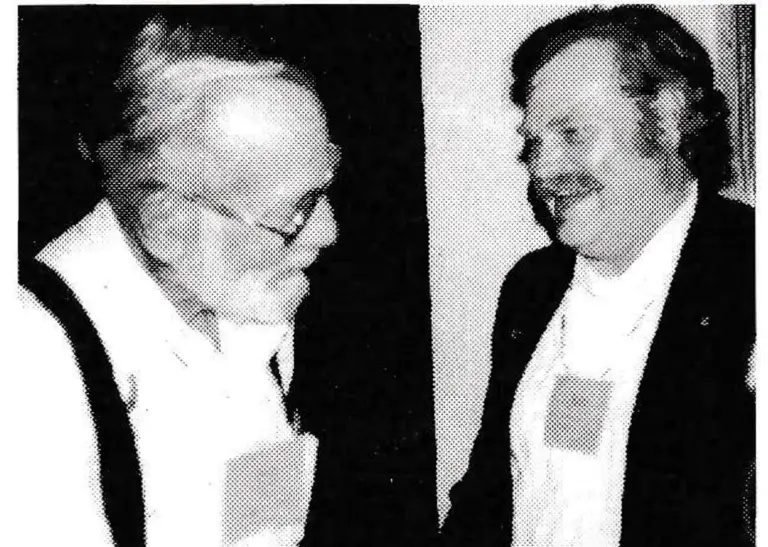 Bob Ficker (right) congratulates 1992 OITAF/NACS Award winner, Bob Diener.