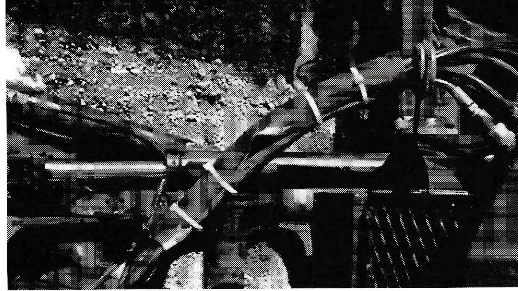 Replacement hoses may need to be protected, depending on the nature of the routing necessary to complete the circuit. A sheath made of abrasion-resistant material will help protect a hose from cuts or friction caused by other moving parts or mechanical impacts.