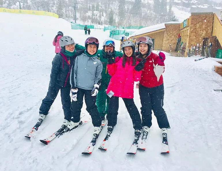 Special Online Report :: Summer (Work Travel) in Winter