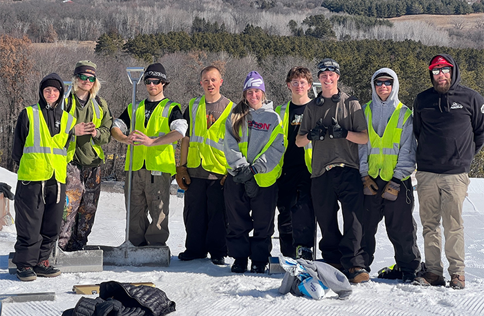 Crew Trollhaugen