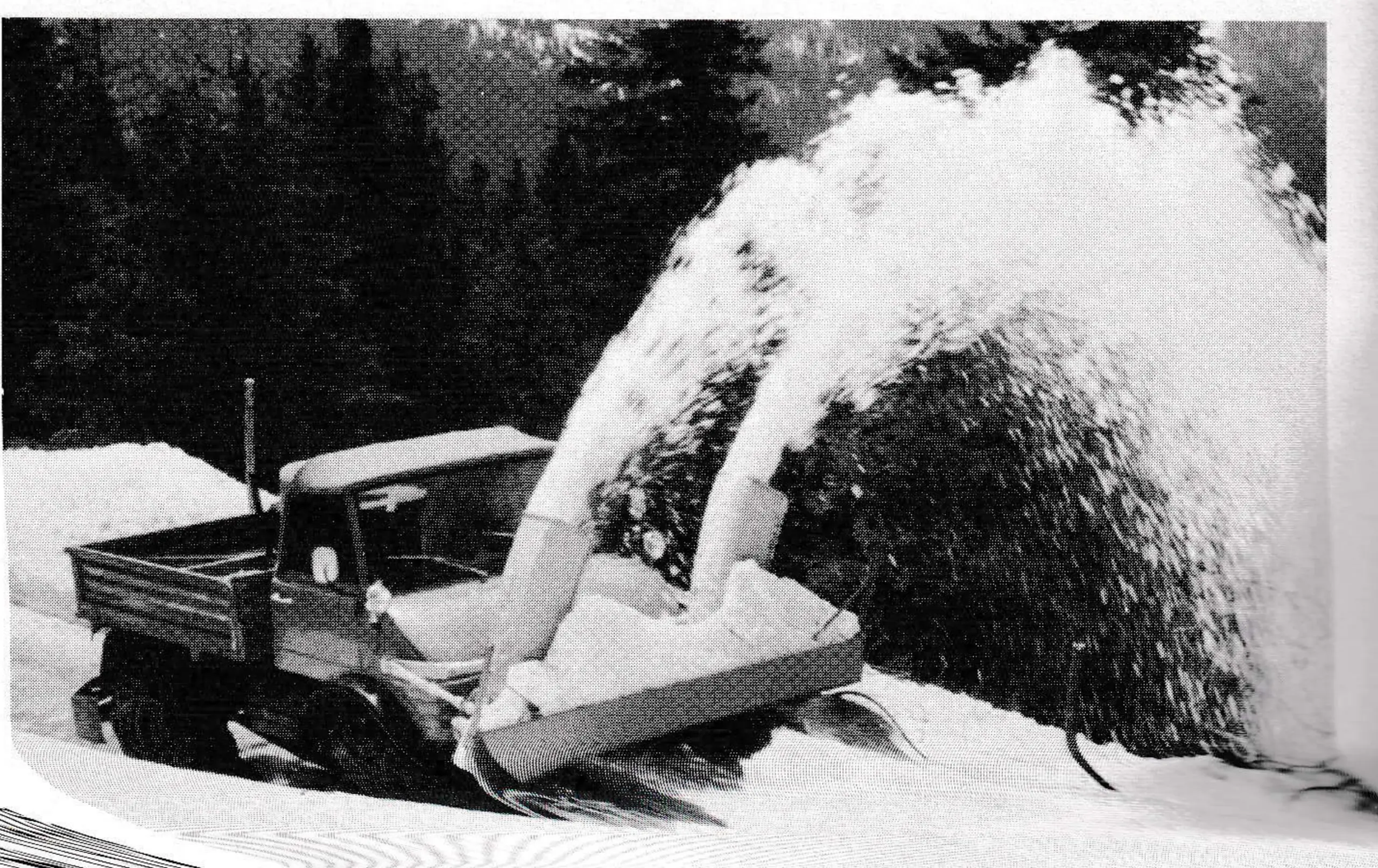 Implements for clearing snow can be attached to the Unimog.